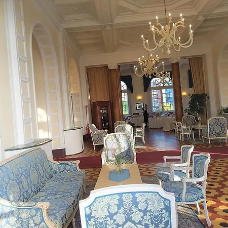 Готель Grand